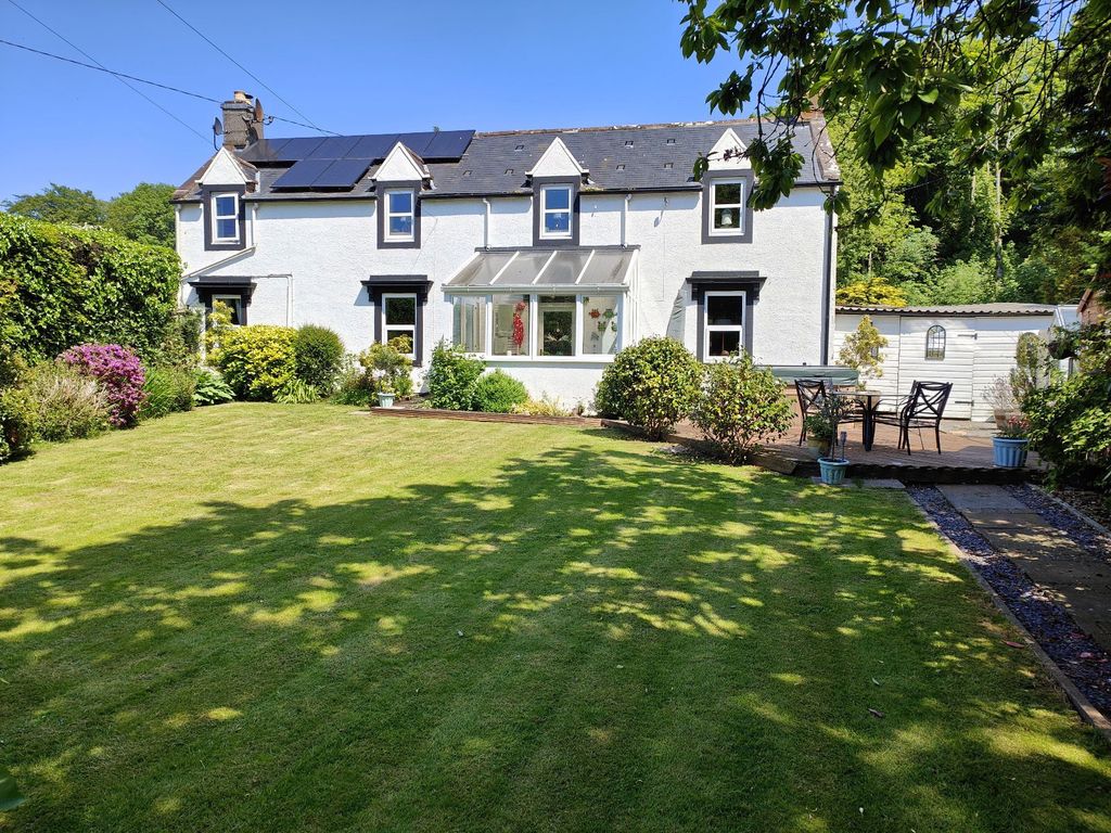 Property photo 1 of 54