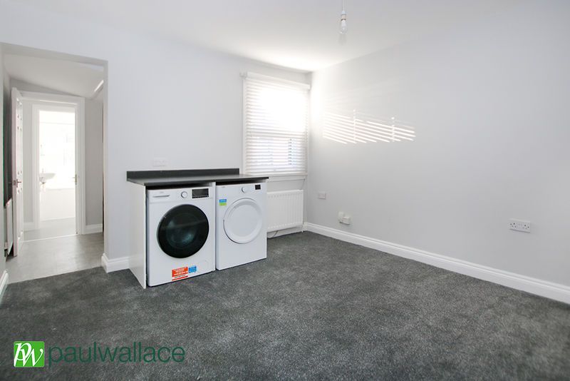 Property photo 3 of 5 Lounge