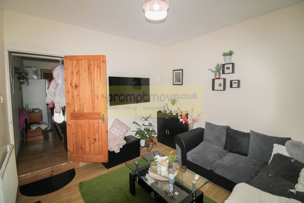 Property photo 2 of 10 Na