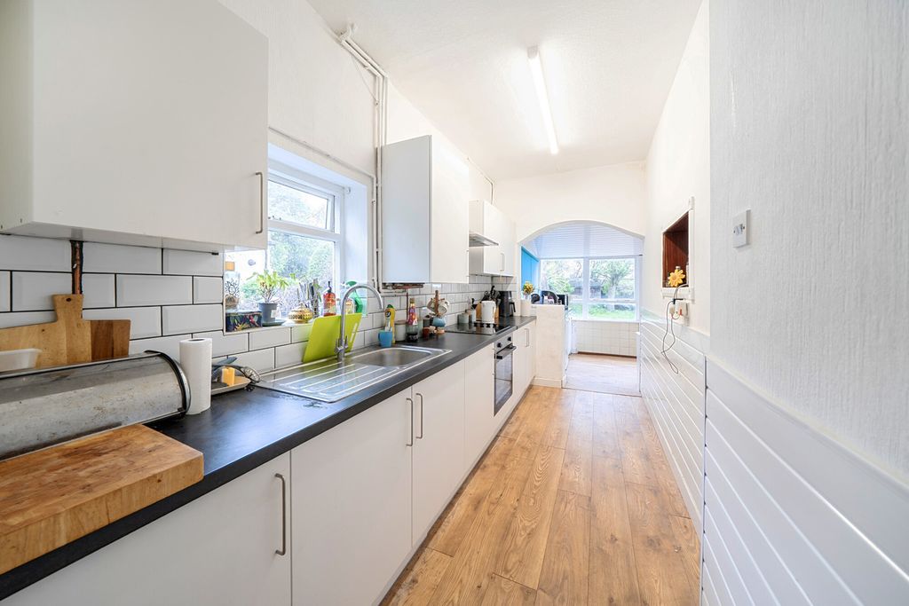 Property photo 2 of 16 1447837-3-69E6610...