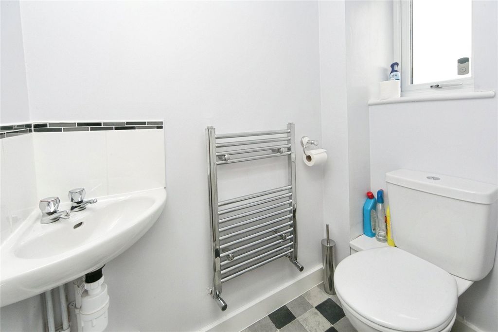 Property photo 3 of 20 Picture No. 06