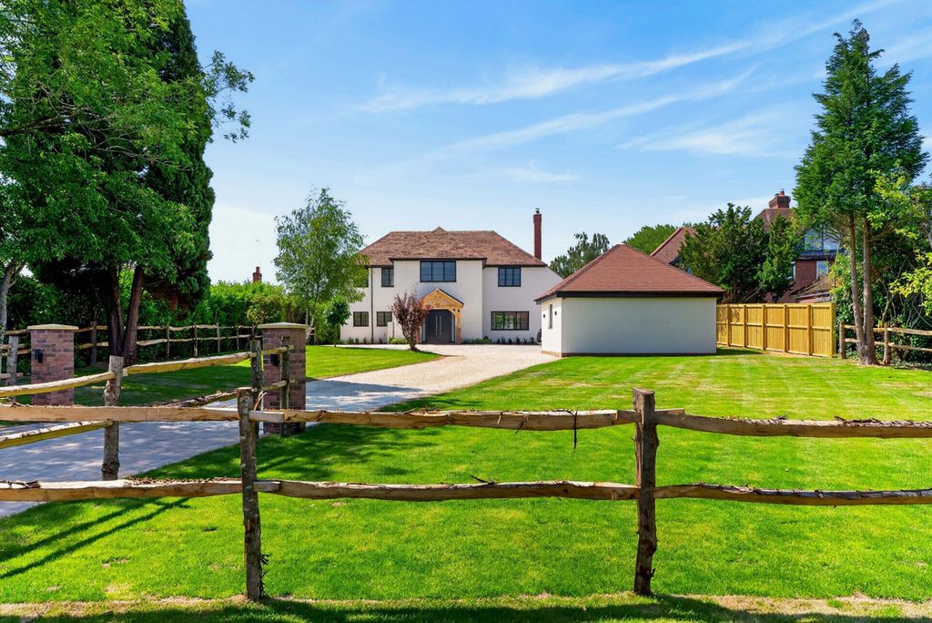 Property photo 1 of 41