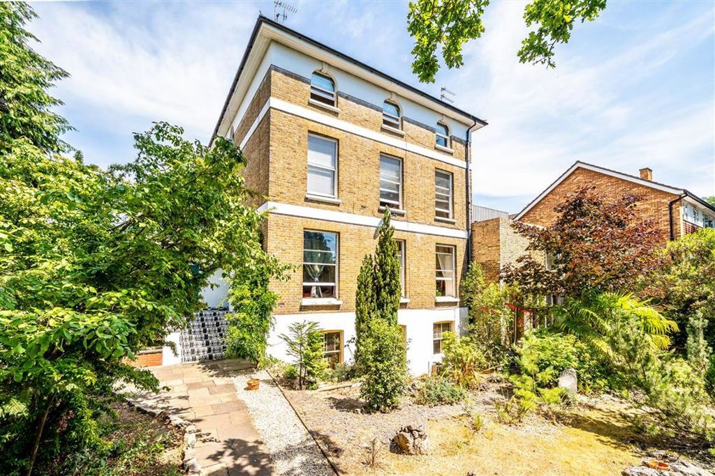 Property photo 1 of 5