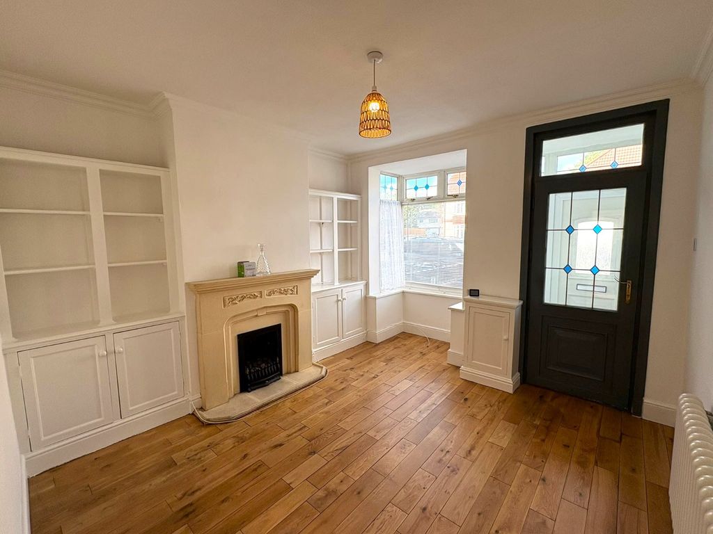 Property photo 2 of 11 Picture No. 06