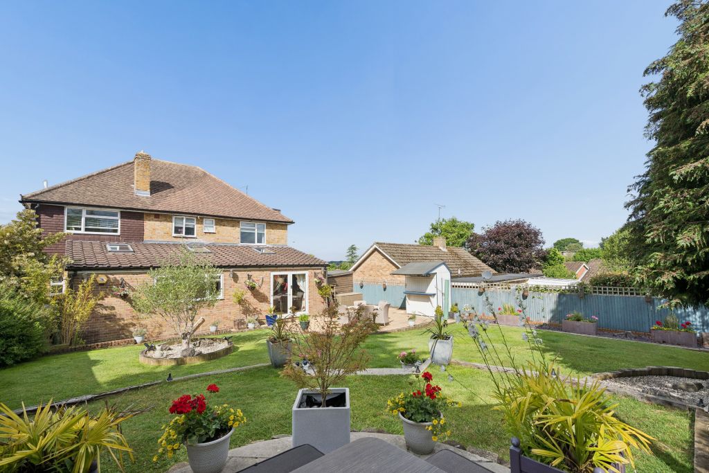 Property photo 1 of 14