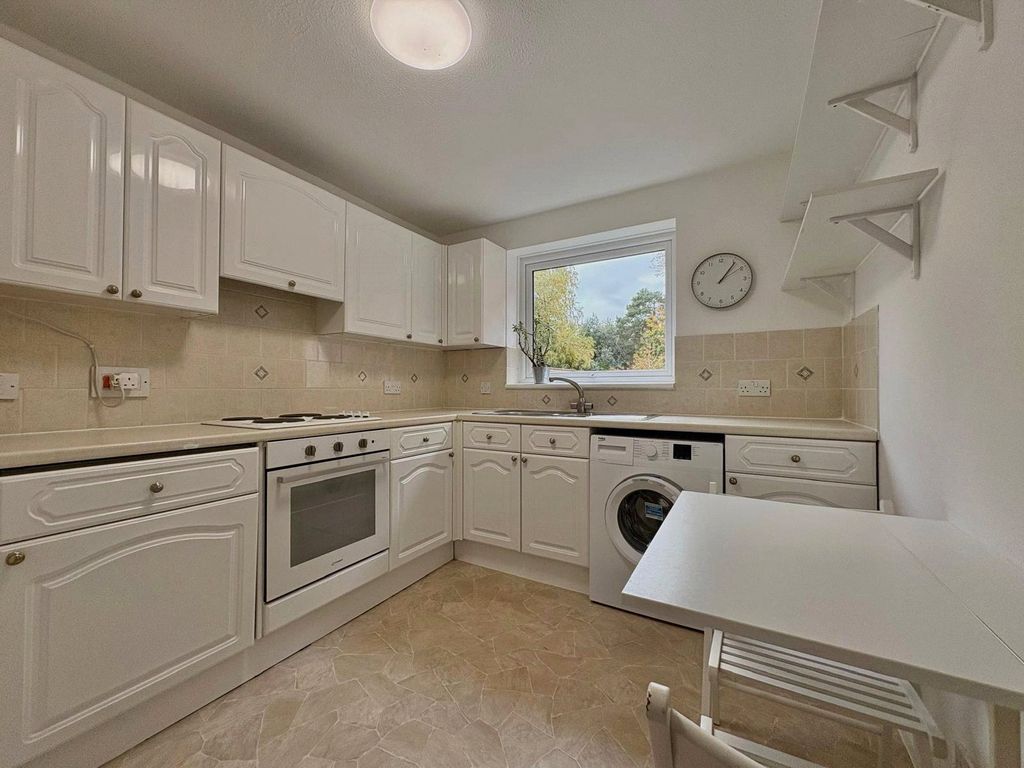 Property photo 3 of 9 Picture No. 11