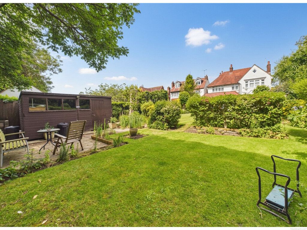 Additional image 2 of 6 bed detached house for saleMeadowcourt Road, Leicester LE2
