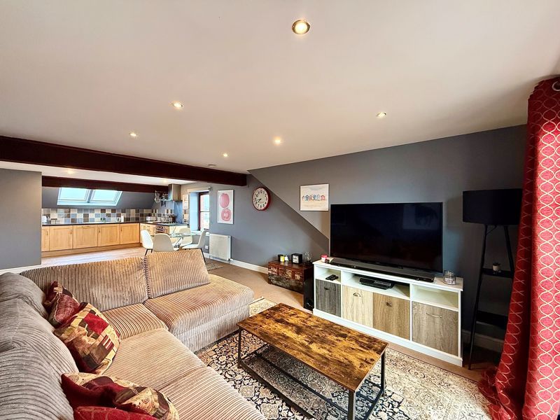 Property photo 2 of 13 Photo 9