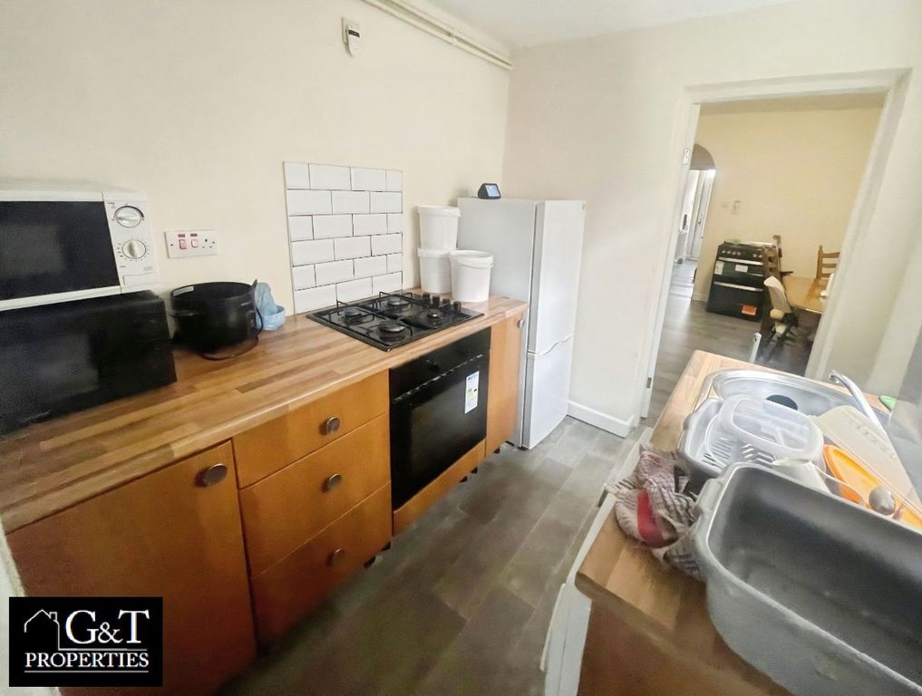 Property photo 3 of 7