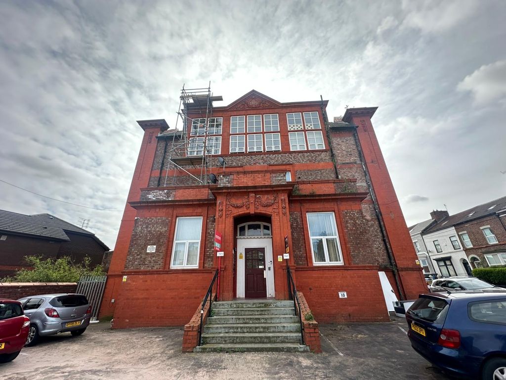 Property photo 2 of 6