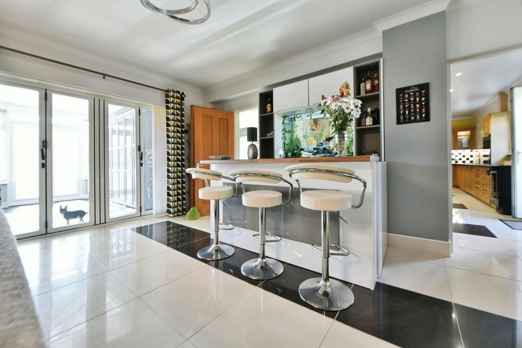 Additional image 5 of 7 bed bungalow for saleBlackshaw Lane, Royton, Oldham, Greater Manchester OL2