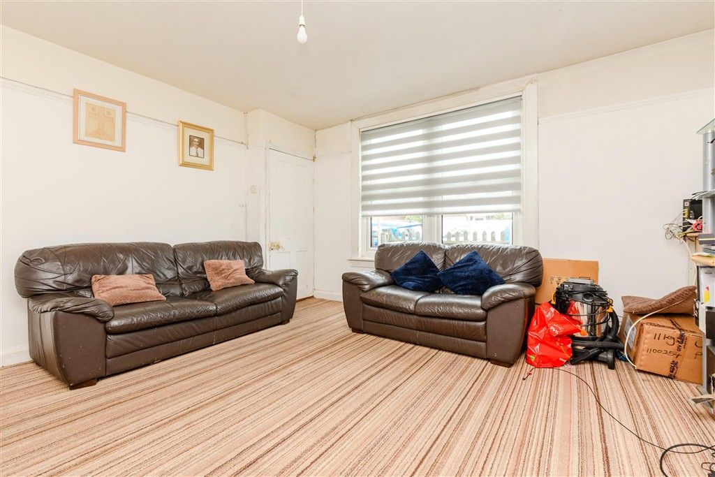 Property photo 3 of 10 Living Room