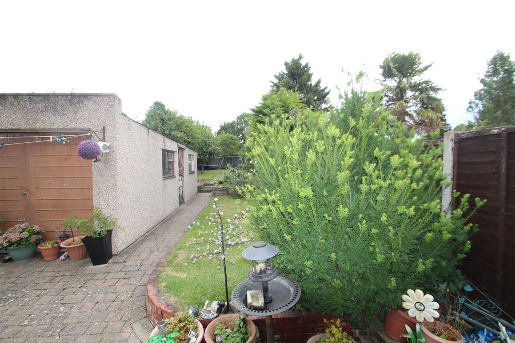 Property photo 3 of 9 Img_8205.Jpg