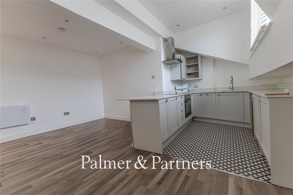 Property photo 3 of 10 Picture No. 08