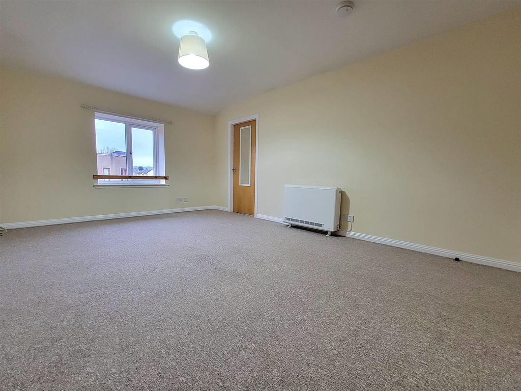 Property photo 2 of 11 Rdc0214Levi Lounge (2).Jpg