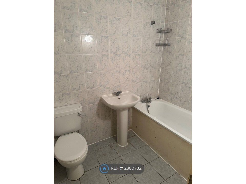 Property photo 3 of 3