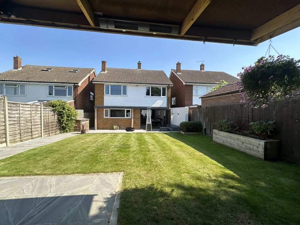 Property photo 1 of 28