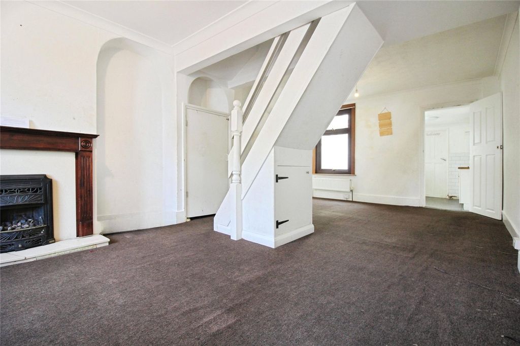 Property photo 2 of 8 Picture No. 08