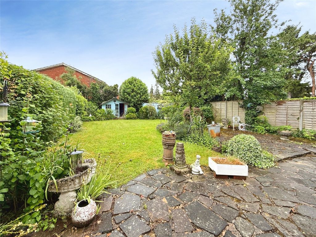 Property photo 3 of 23 Picture No. 11
