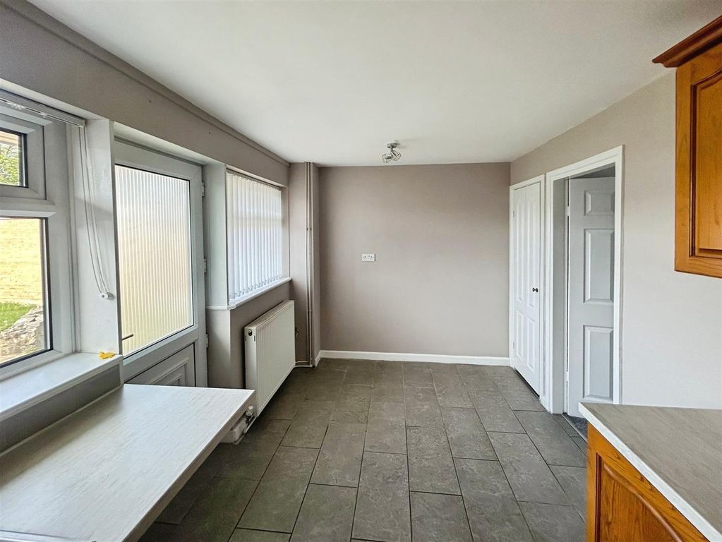 Property photo 3 of 13 4d4c8F25-Img_4127.Jpg