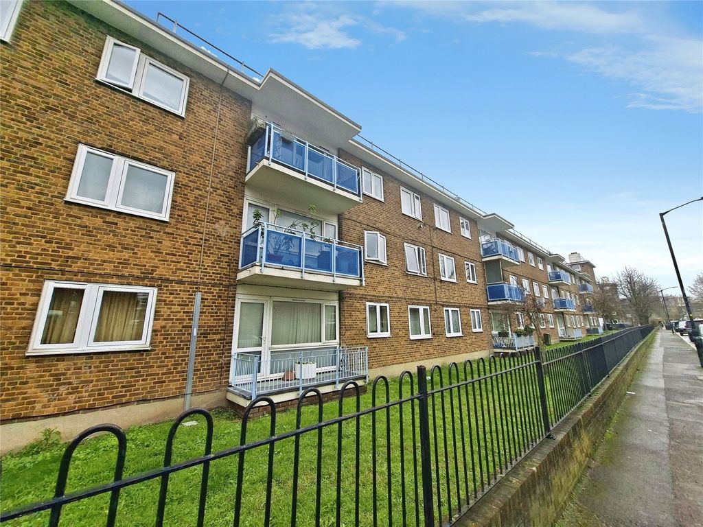 Property photo 1 of 7 Exterior