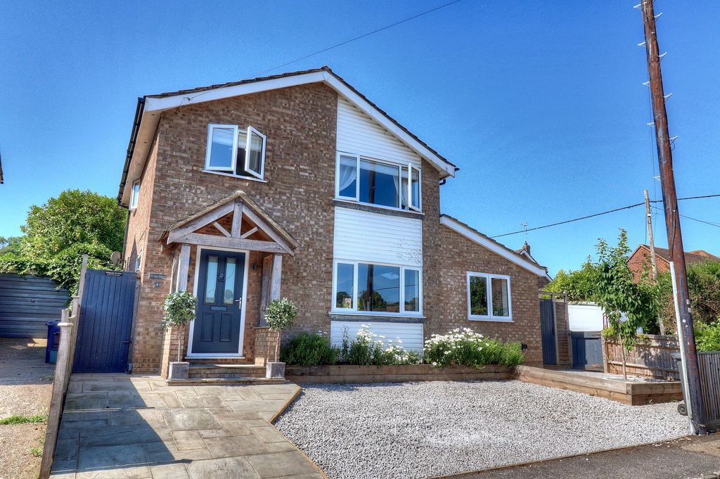 Property photo 1 of 18 Photo 1