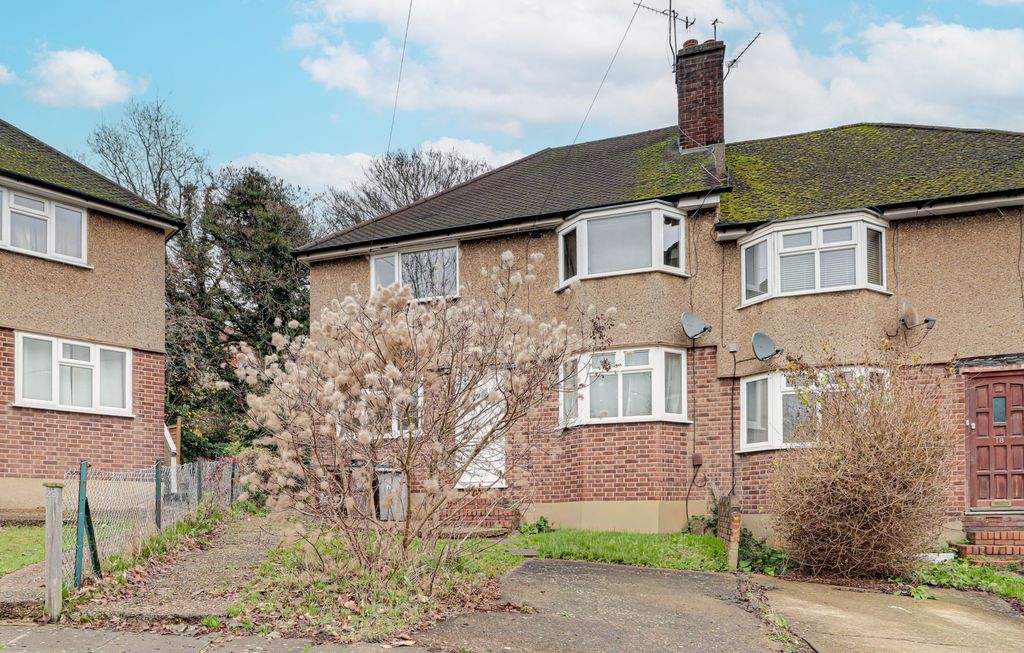 Property photo 1 of 11 Front View