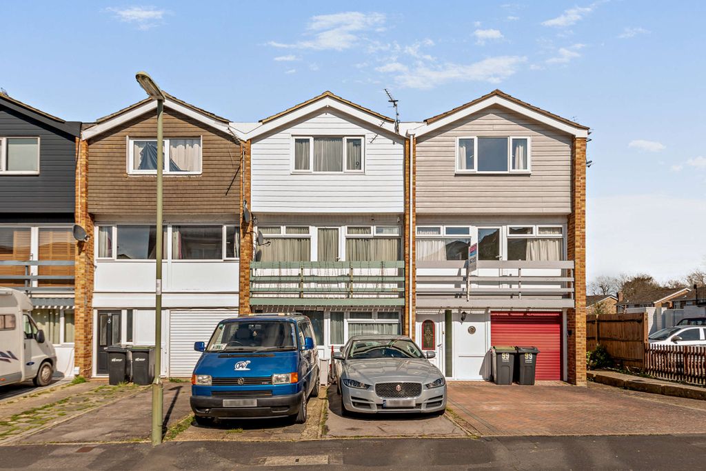 Property photo 1 of 23