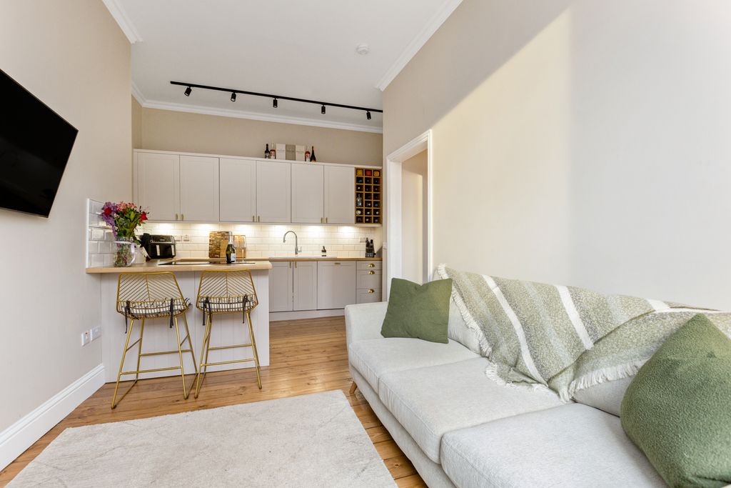 Property photo 3 of 14 Property Image 3