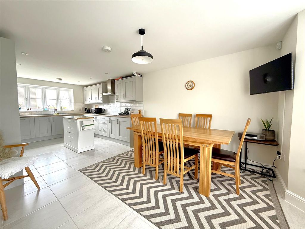 Property photo 2 of 23 2.Jpg