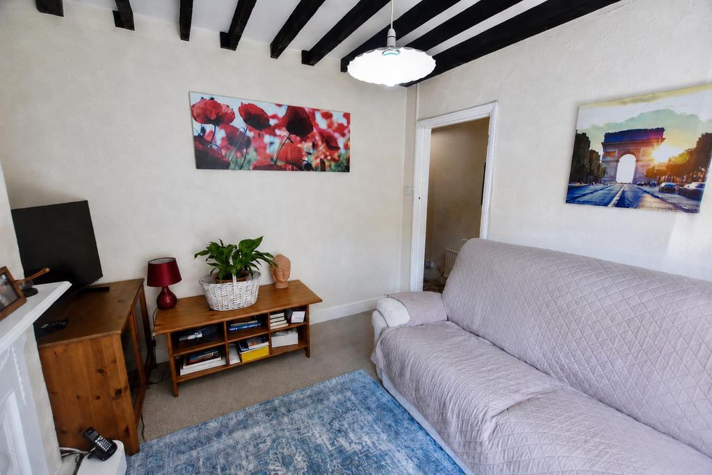 Property photo 2 of 15
