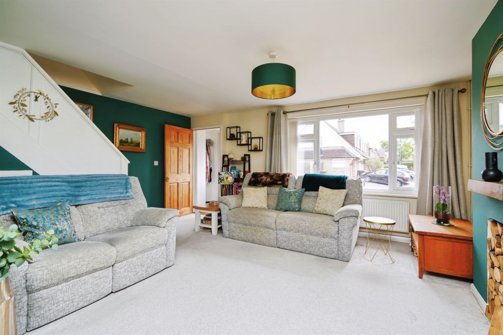 Property photo 2 of 18