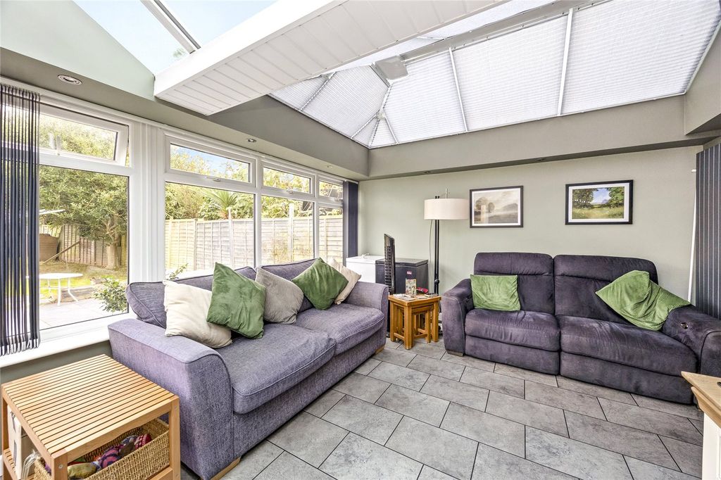 Property photo 3 of 18 Picture No. 17