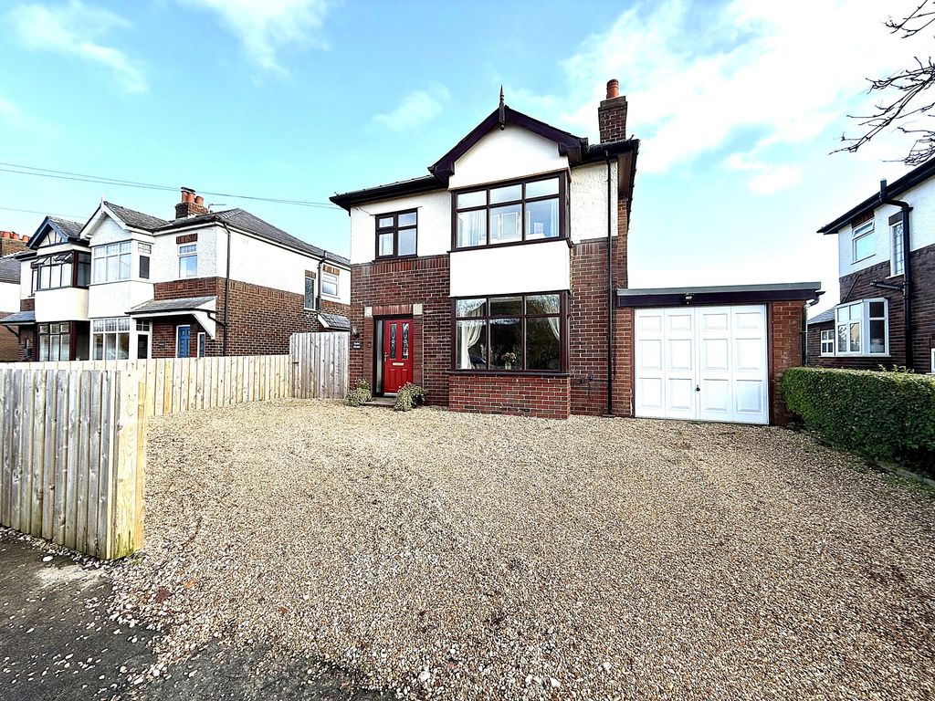 Property photo 1 of 30