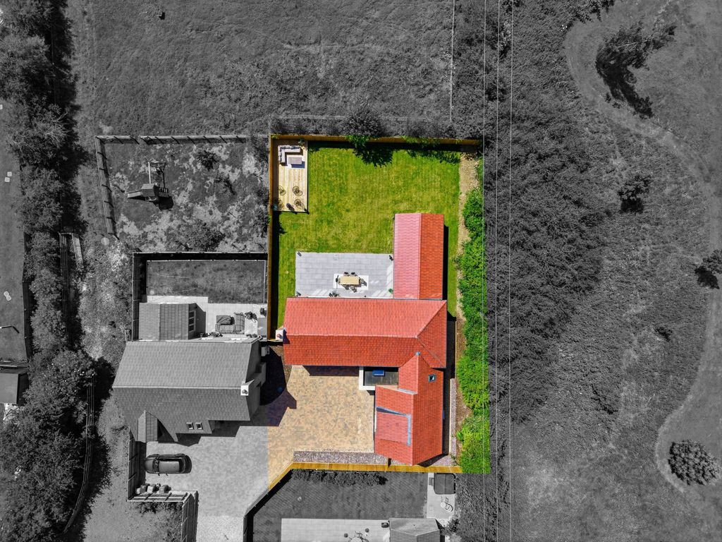 Property photo 2 of 51