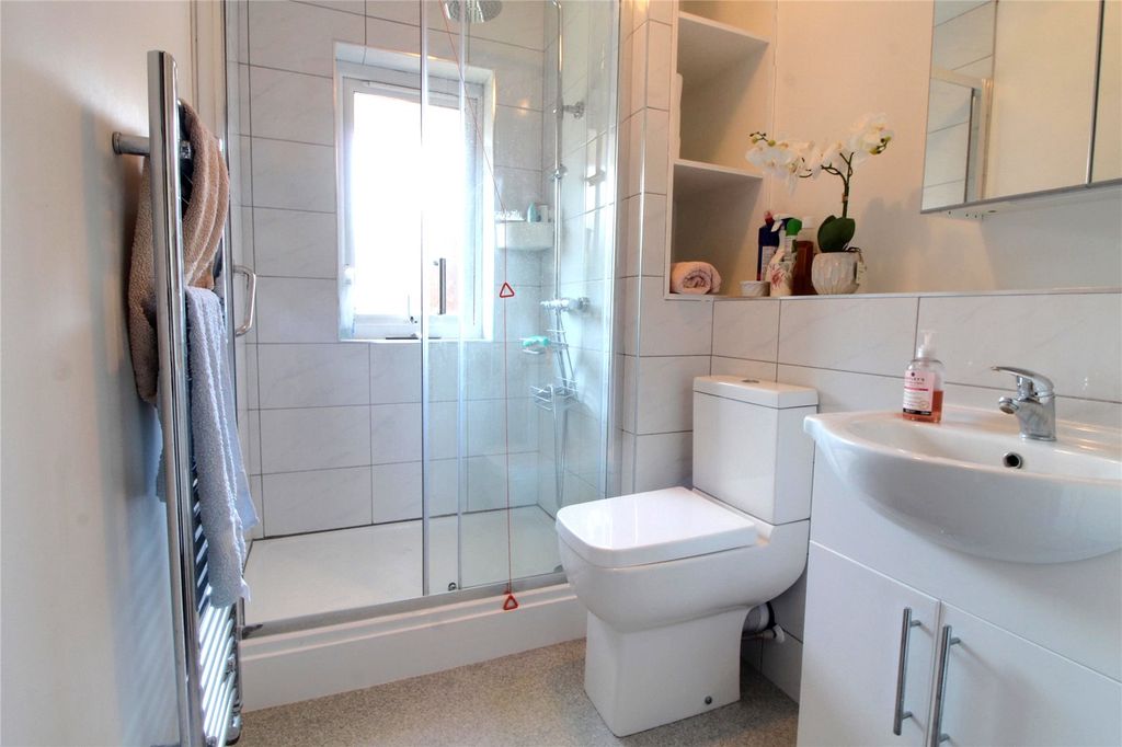 Property photo 2 of 9 Picture No. 05