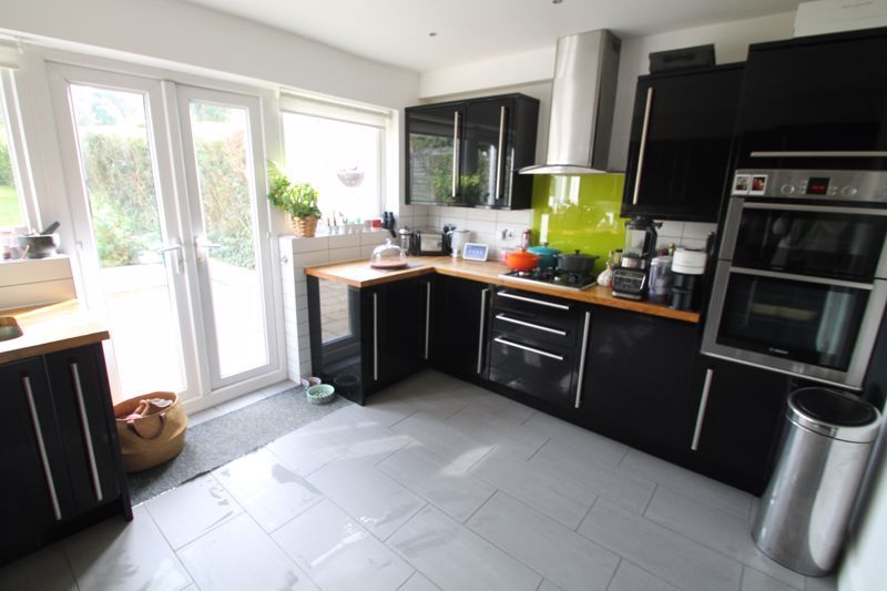 Property photo 3 of 15 Photo 12