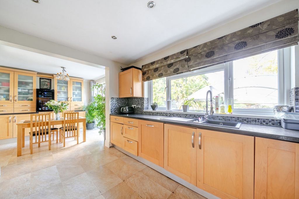 Property photo 2 of 22 Kitchen