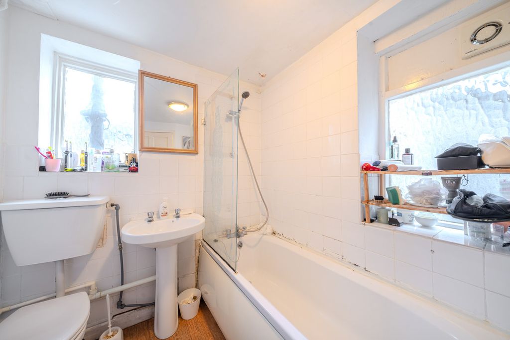 Additional image 19 of 3 bed flat for saleTy Castroggy, Chepstow, 5 NP16