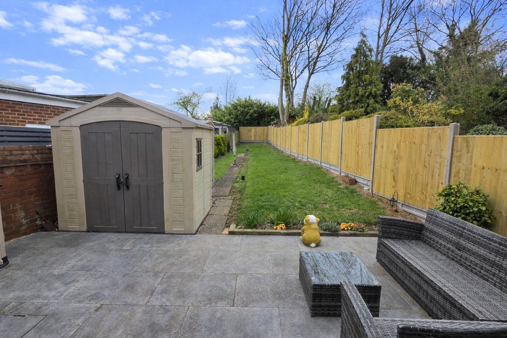 Property photo 2 of 13 Picture No. 15