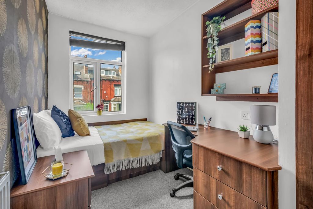 Additional image 7 of 6 bed shared accommodation to rentKnowle Road, Leeds LS4