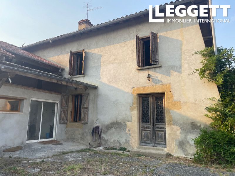 Property photo 3 of 10