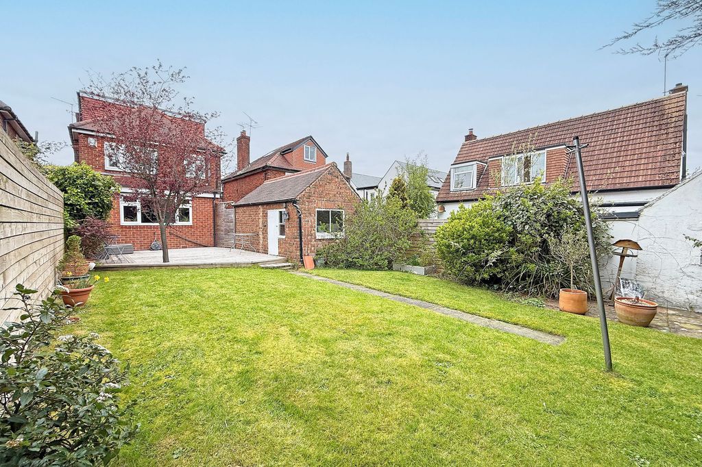 Property photo 3 of 14