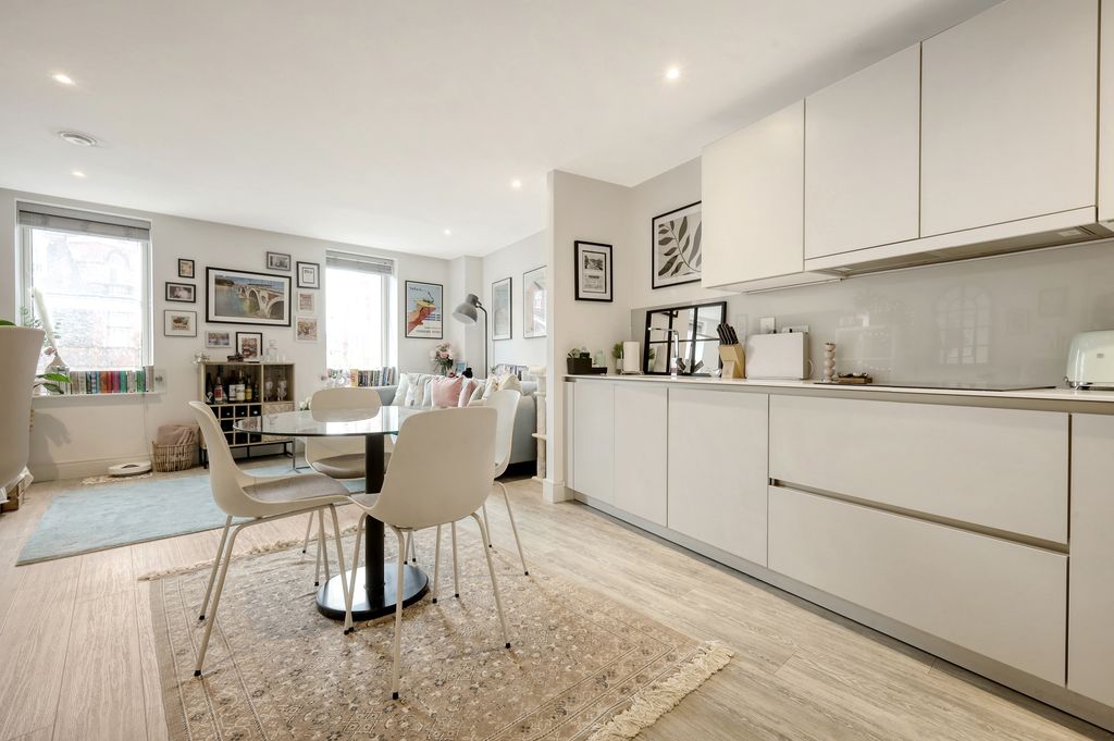 Property photo 3 of 21 Img_8265_8 Copy