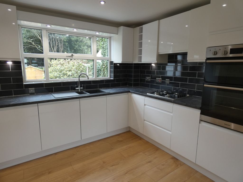Property photo 2 of 47