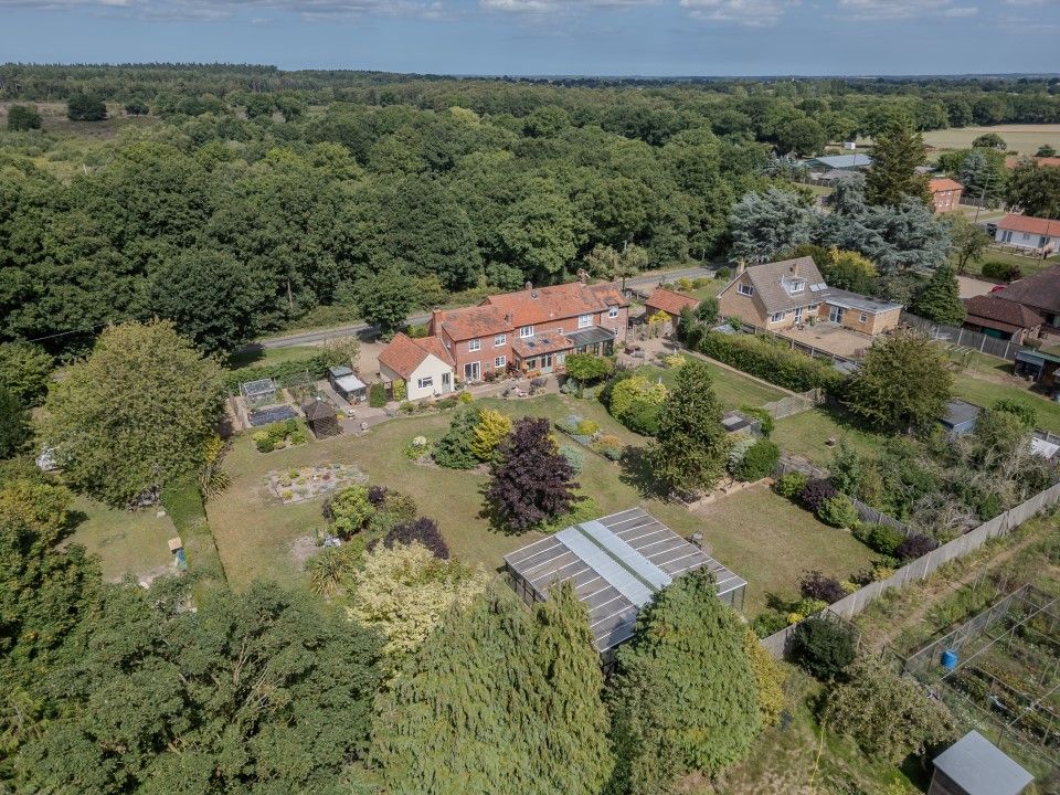 Property photo 2 of 30