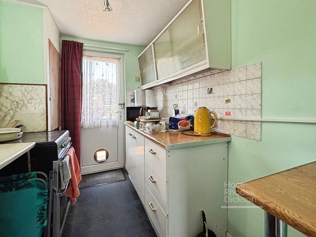 Property photo 3 of 10 Utility Room