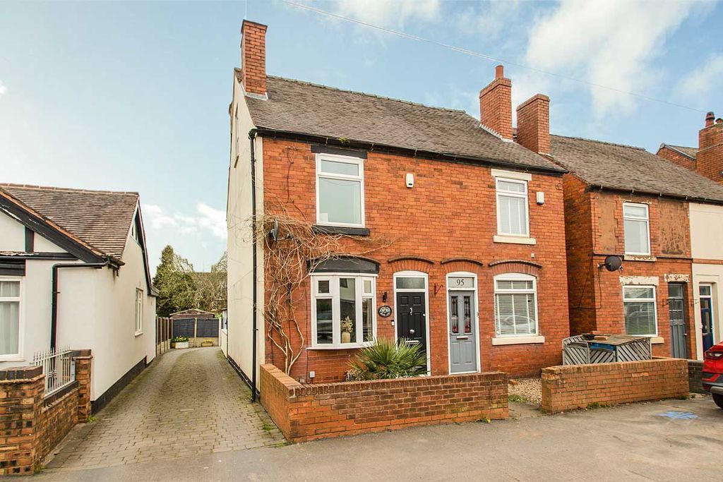 Property photo 1 of 11 Photo 11