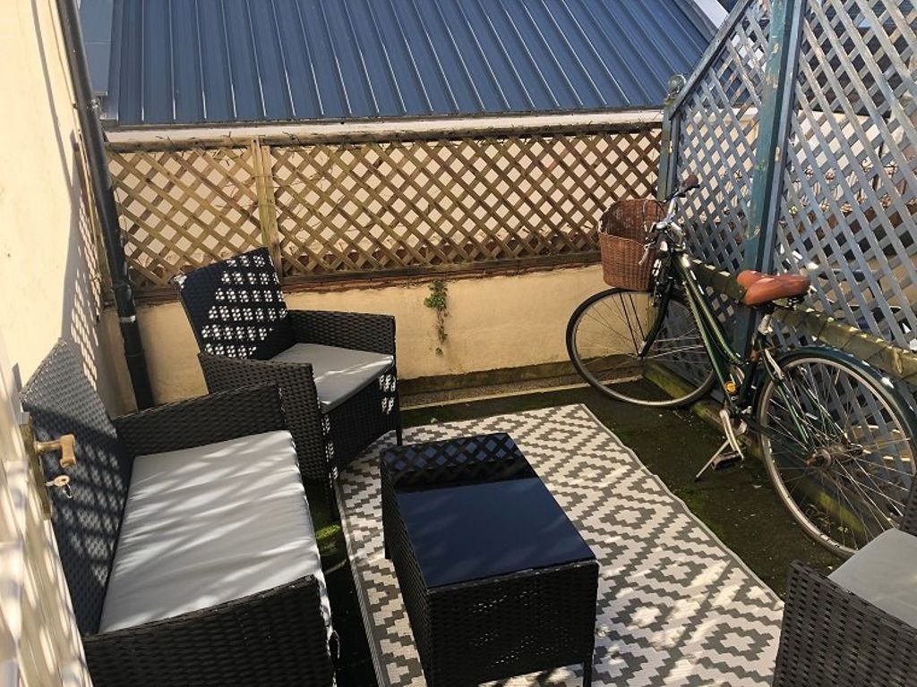 Property photo 3 of 7