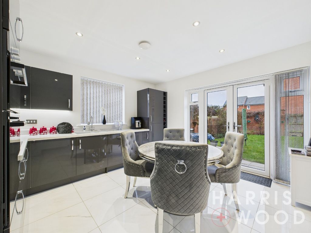 Property photo 2 of 39 4831634